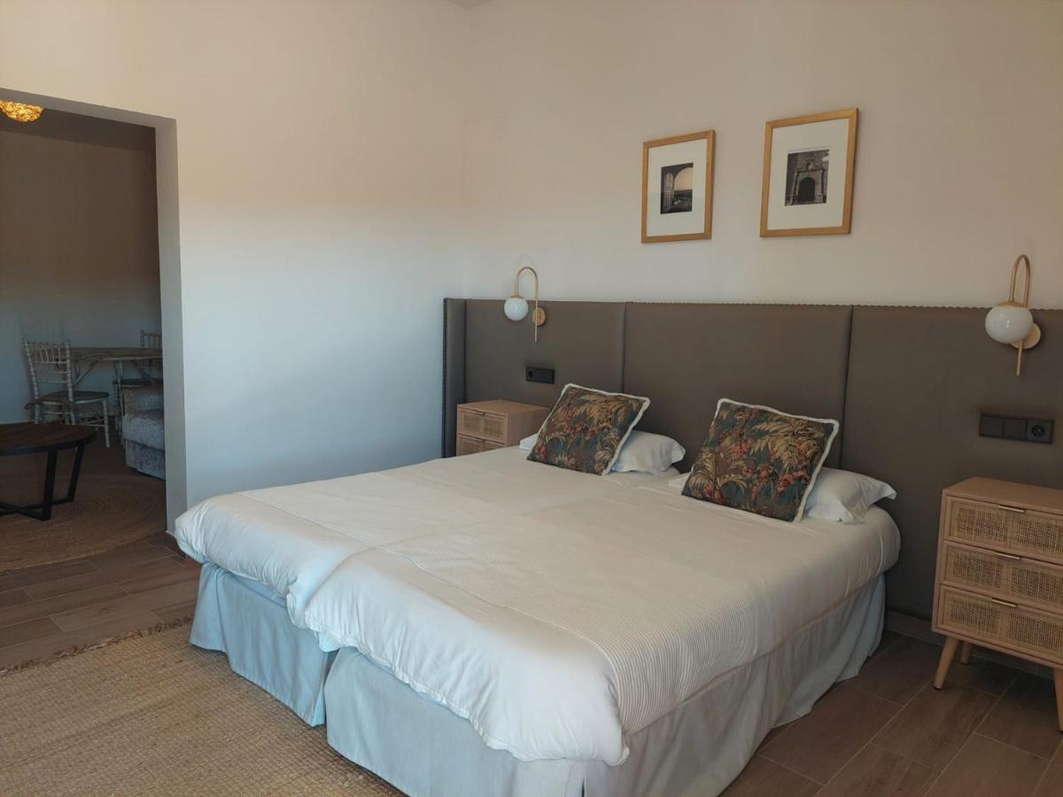 El Balcon De La Vega Hotel Pareja Eksteriør billede