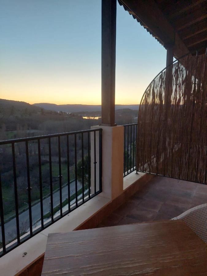 El Balcon De La Vega Hotel Pareja Eksteriør billede